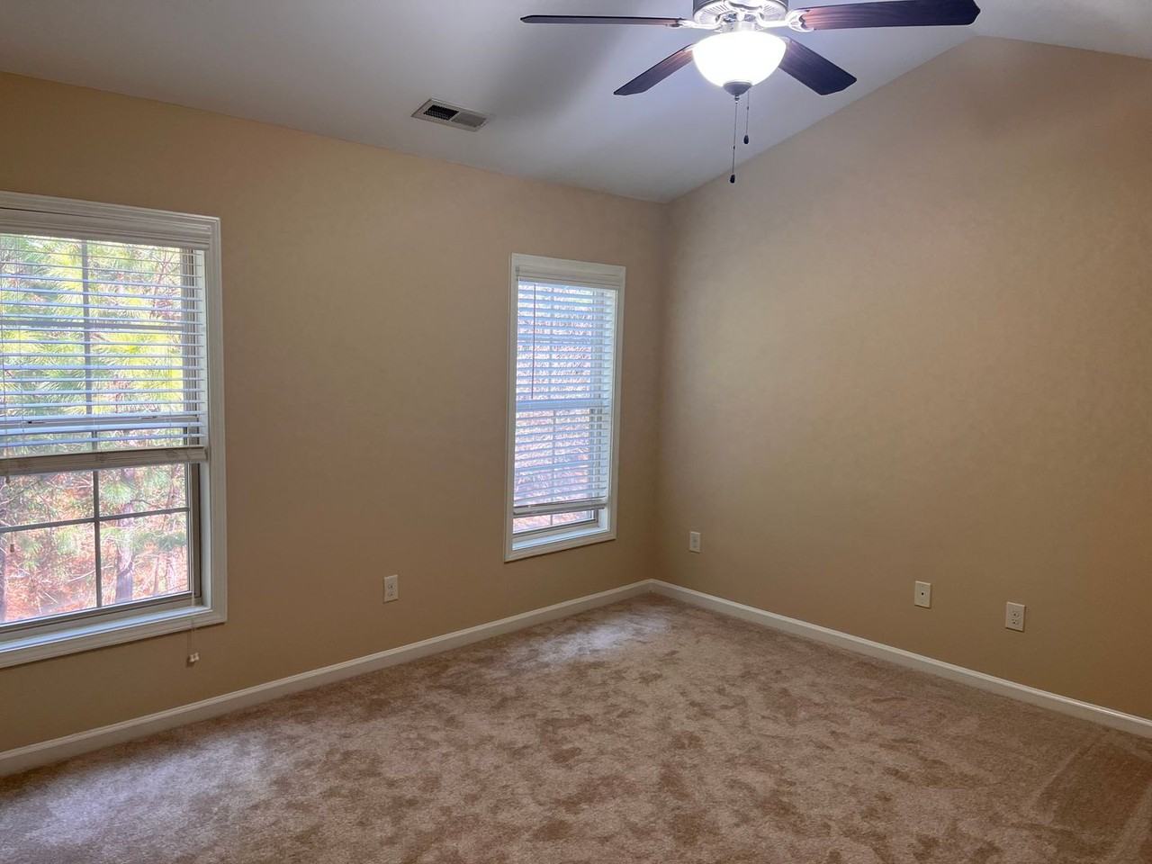 2030 Highland Village Dr - Photo 7 of 13