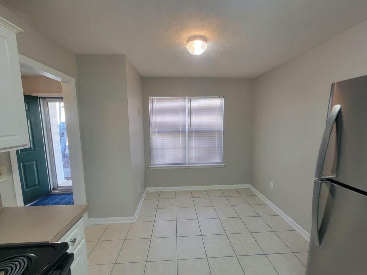 920 Cammaron Way - Photo 5 of 21