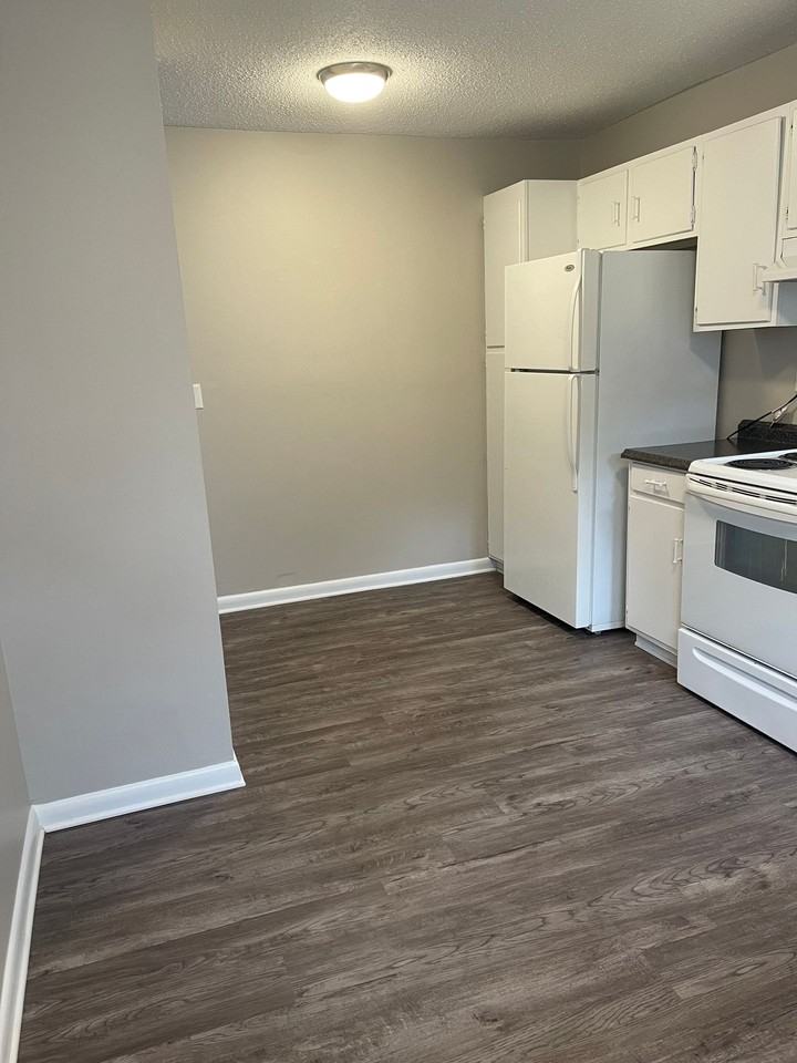 Scenic View Apartments - Photo 4 of 6