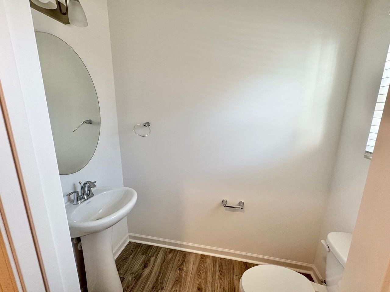 206 Grant St - Photo 4 of 19