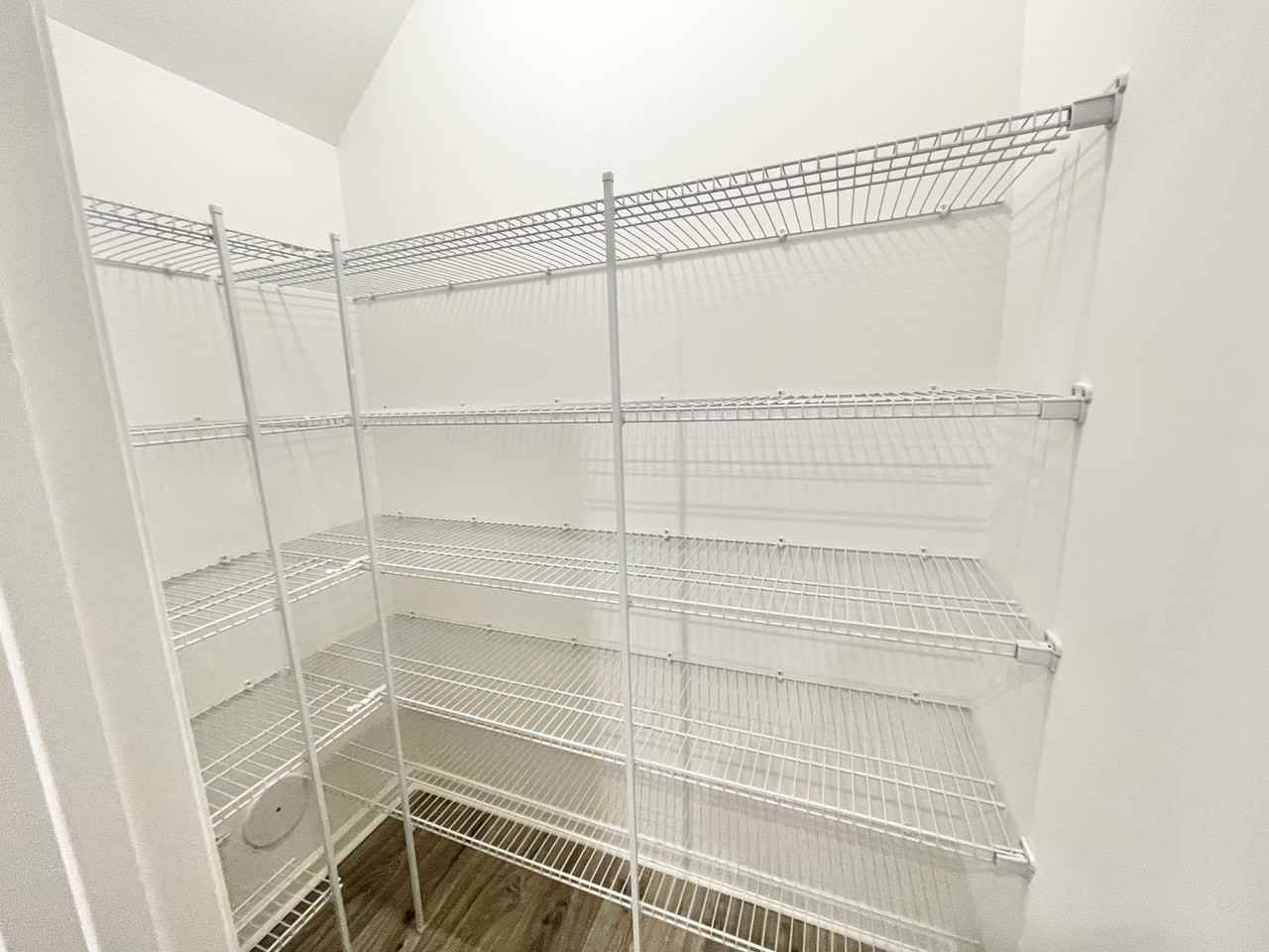 206 Grant St - Photo 5 of 19