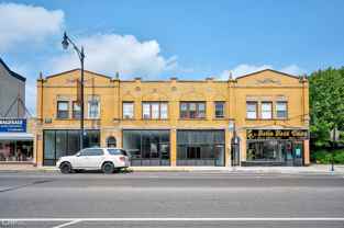 4334 W Lawrence Ave - Photo 1 of 1