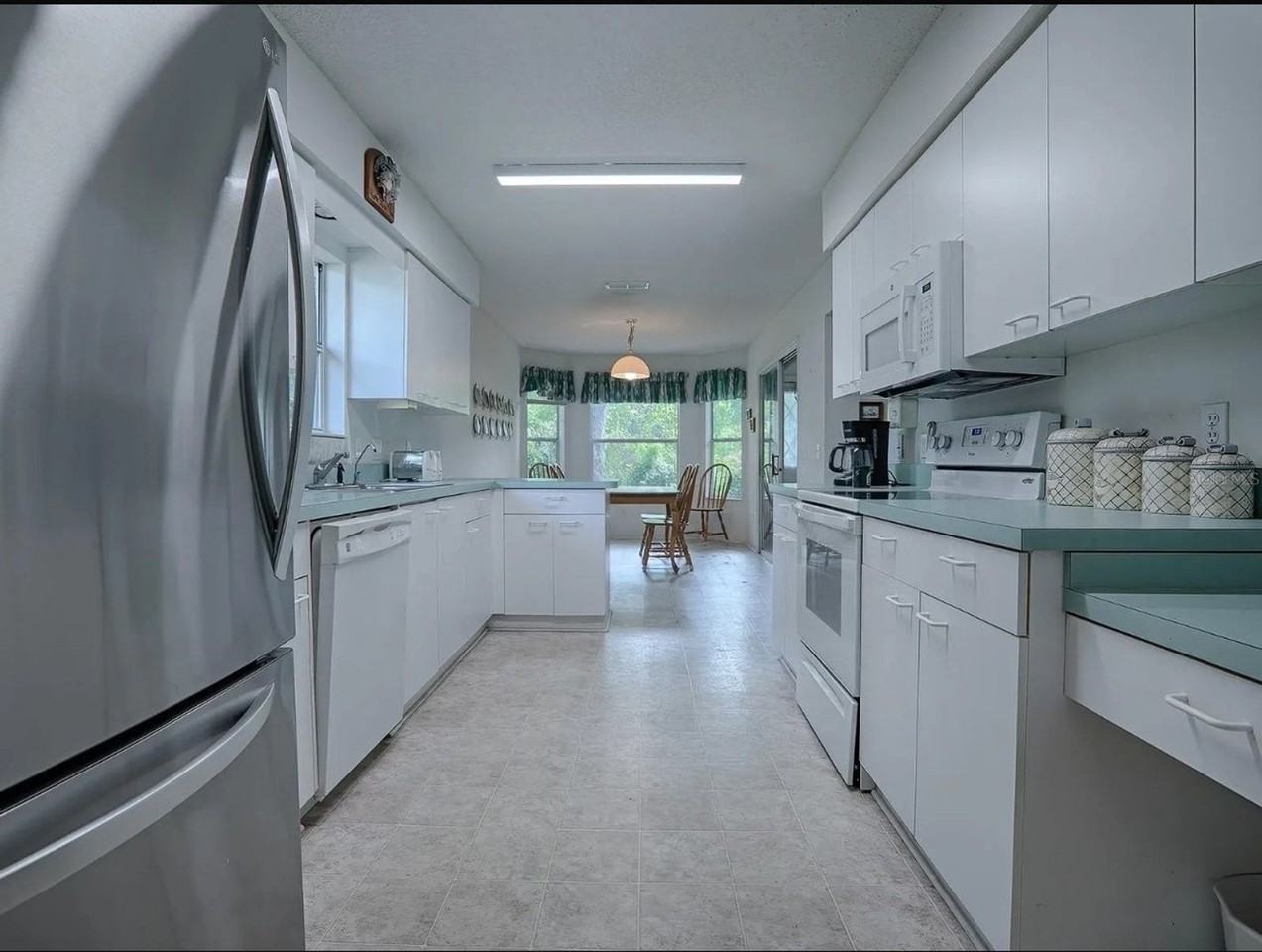 32628 Oak Park Dr - Photo 2 of 24