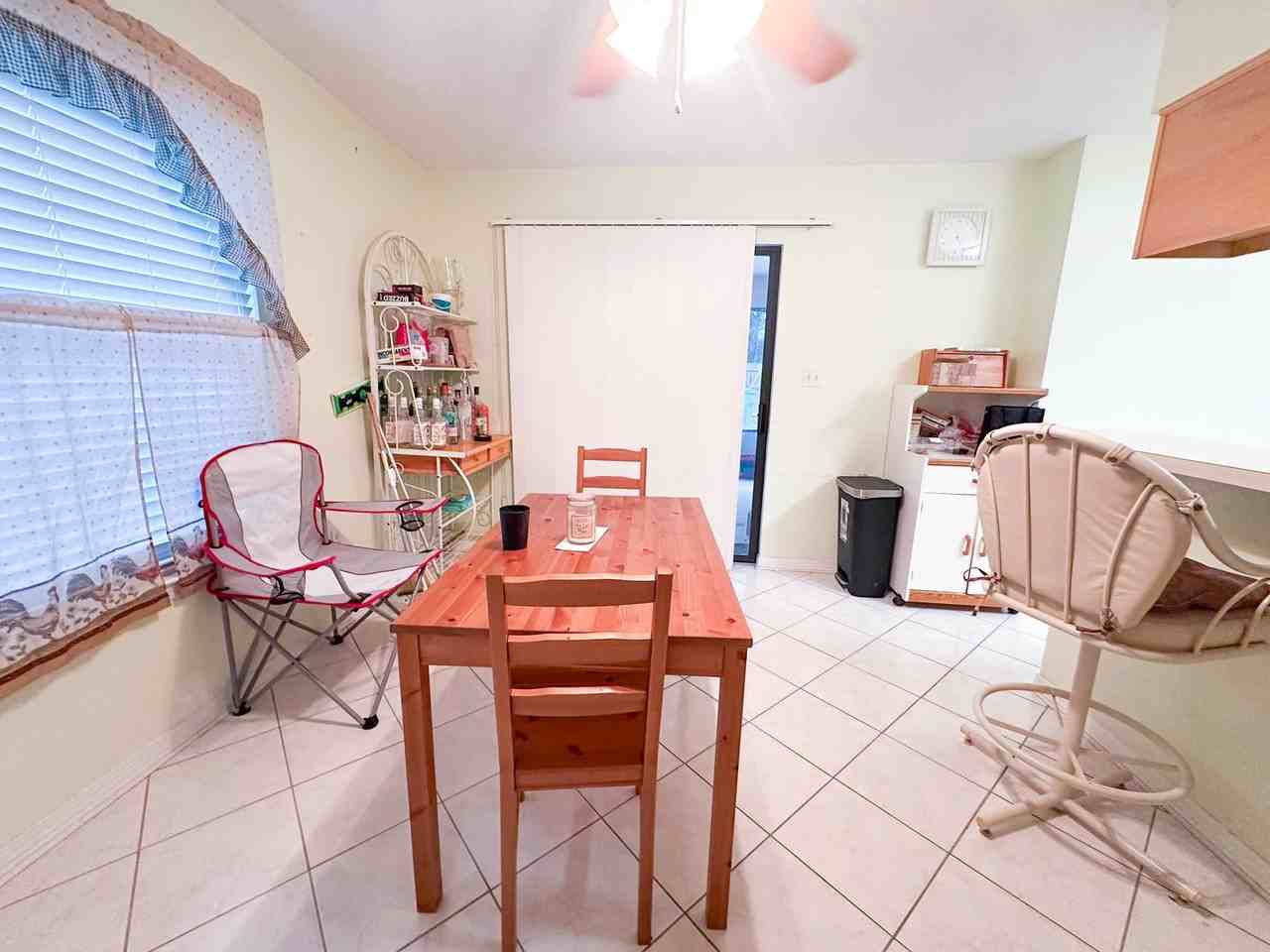 1110 Rita Ln - Photo 7 of 27