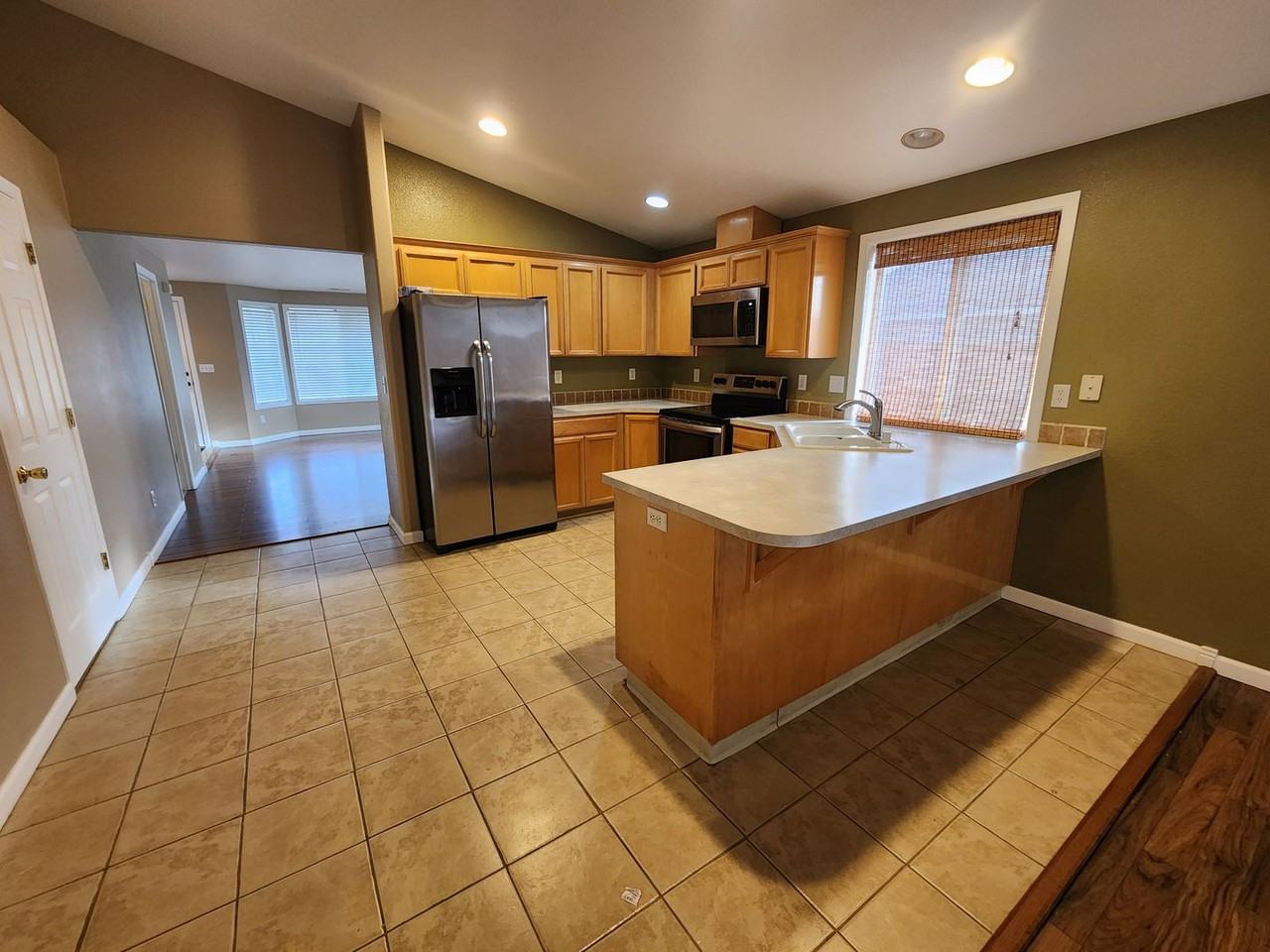 5120 Dundas Ln - Photo 3 of 16