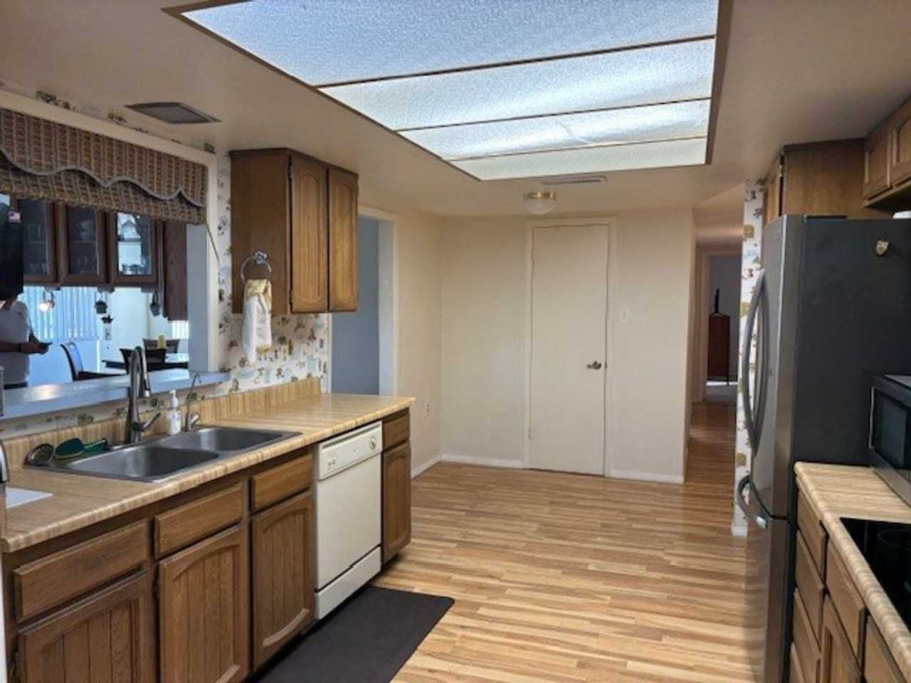 982 Leisure World Boulevard - Photo 5 of 28