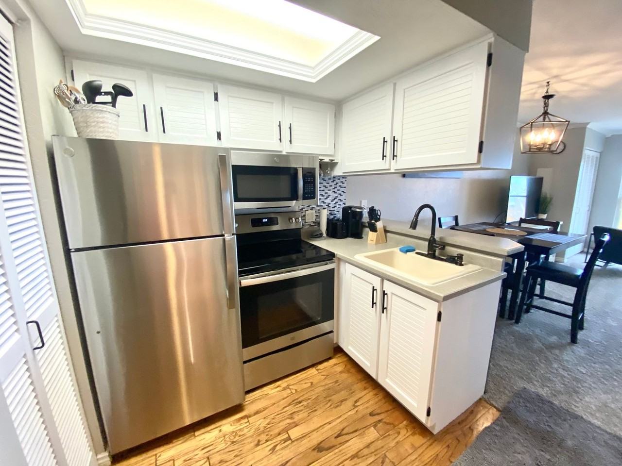 150 150 S Ridge View St #129 - Photo 5 of 10