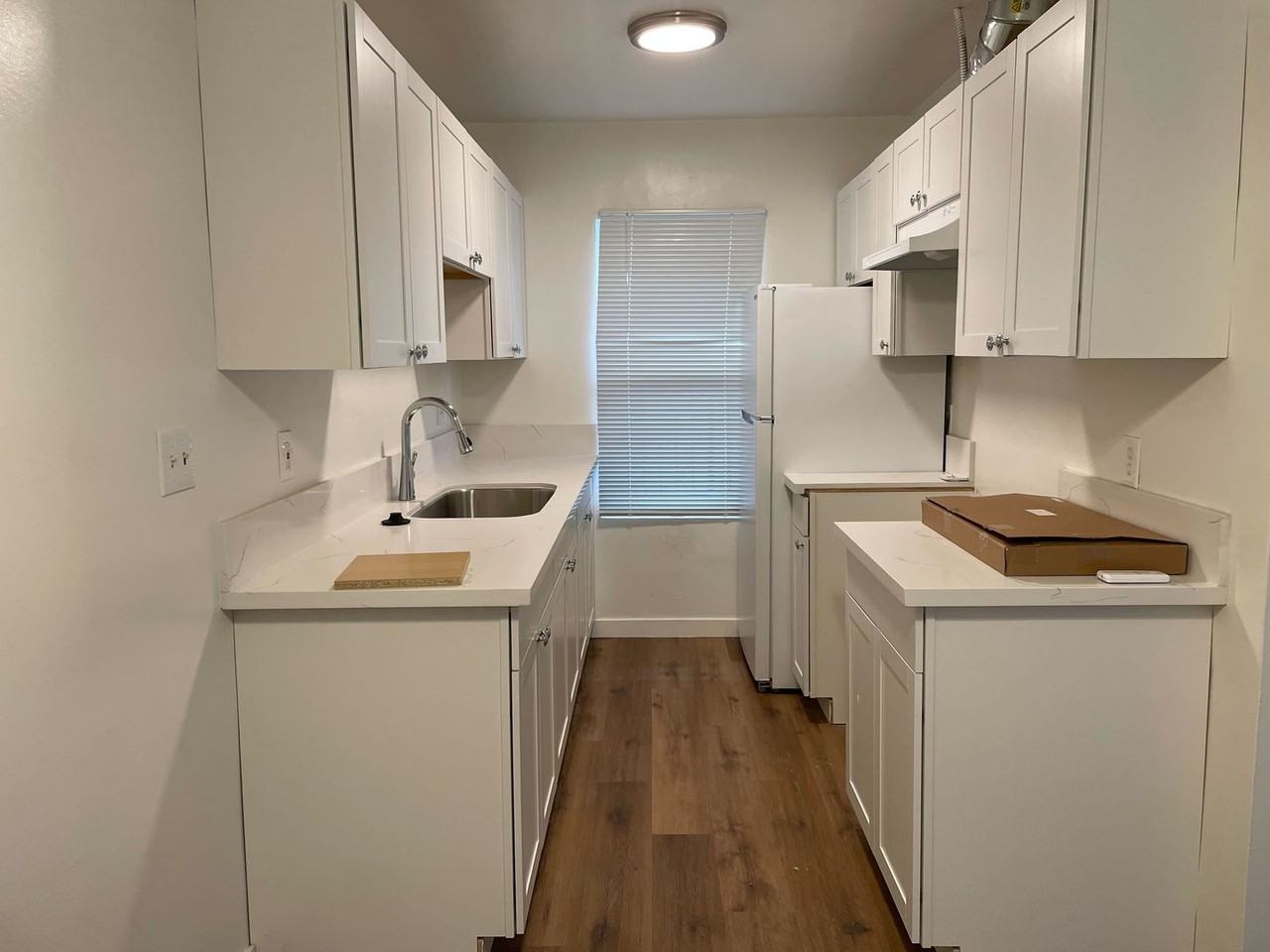 5753 Lexington Ave - Photo 7 of 19