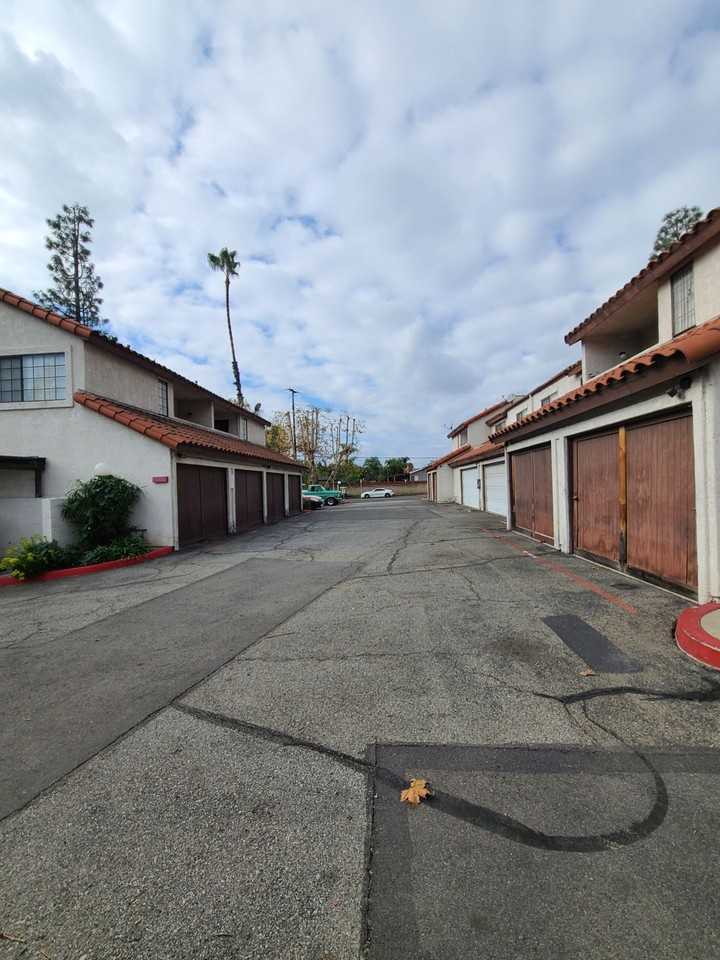 098 - Champagne Villas - Photo 2 of 5