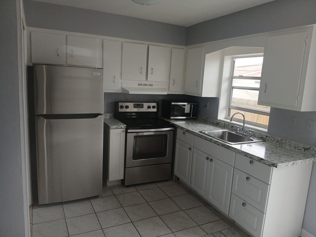 7630 Pembroke Road #C - Photo 4 of 22