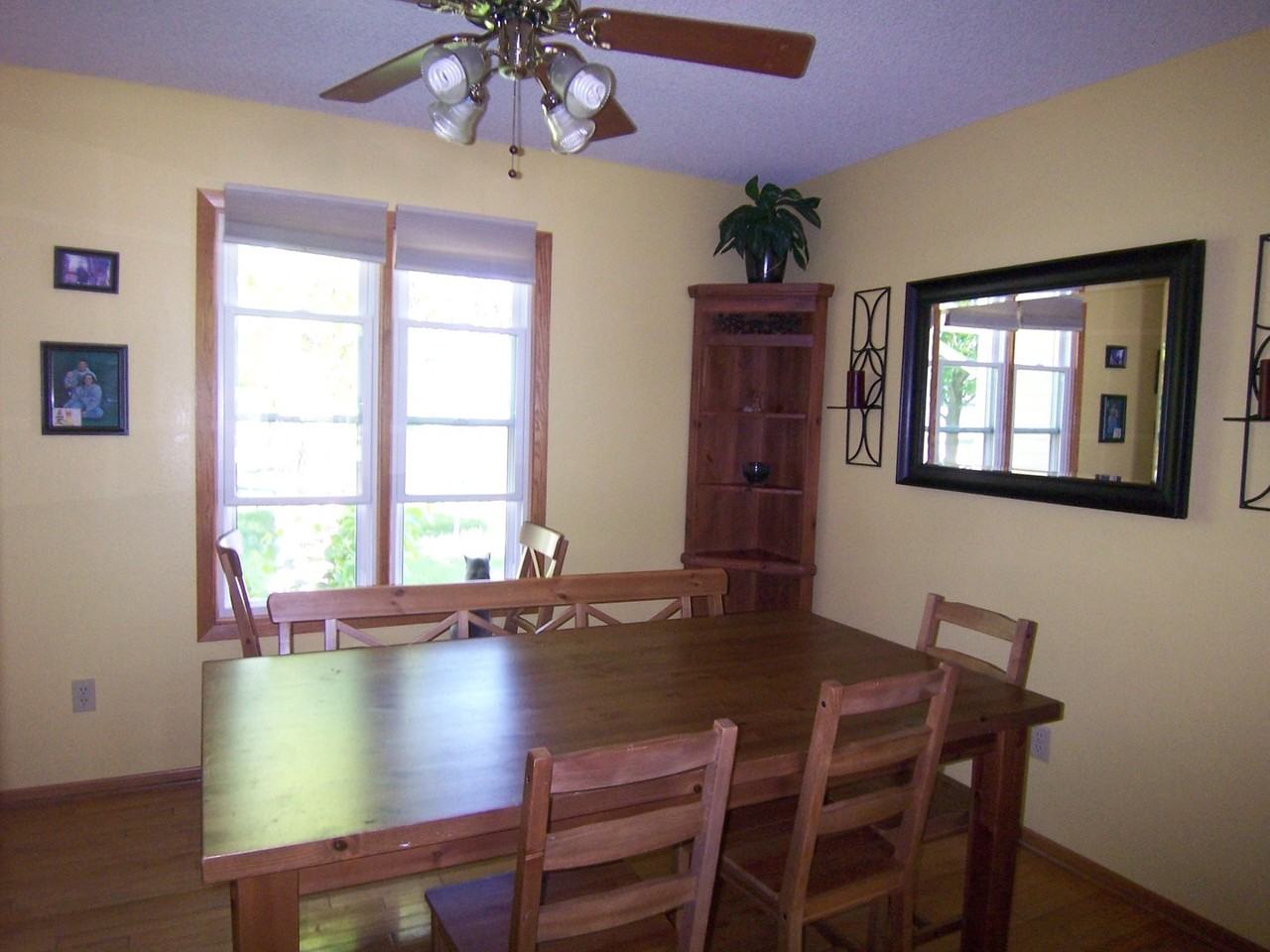 3801 Columbine Ave - Photo 5 of 15