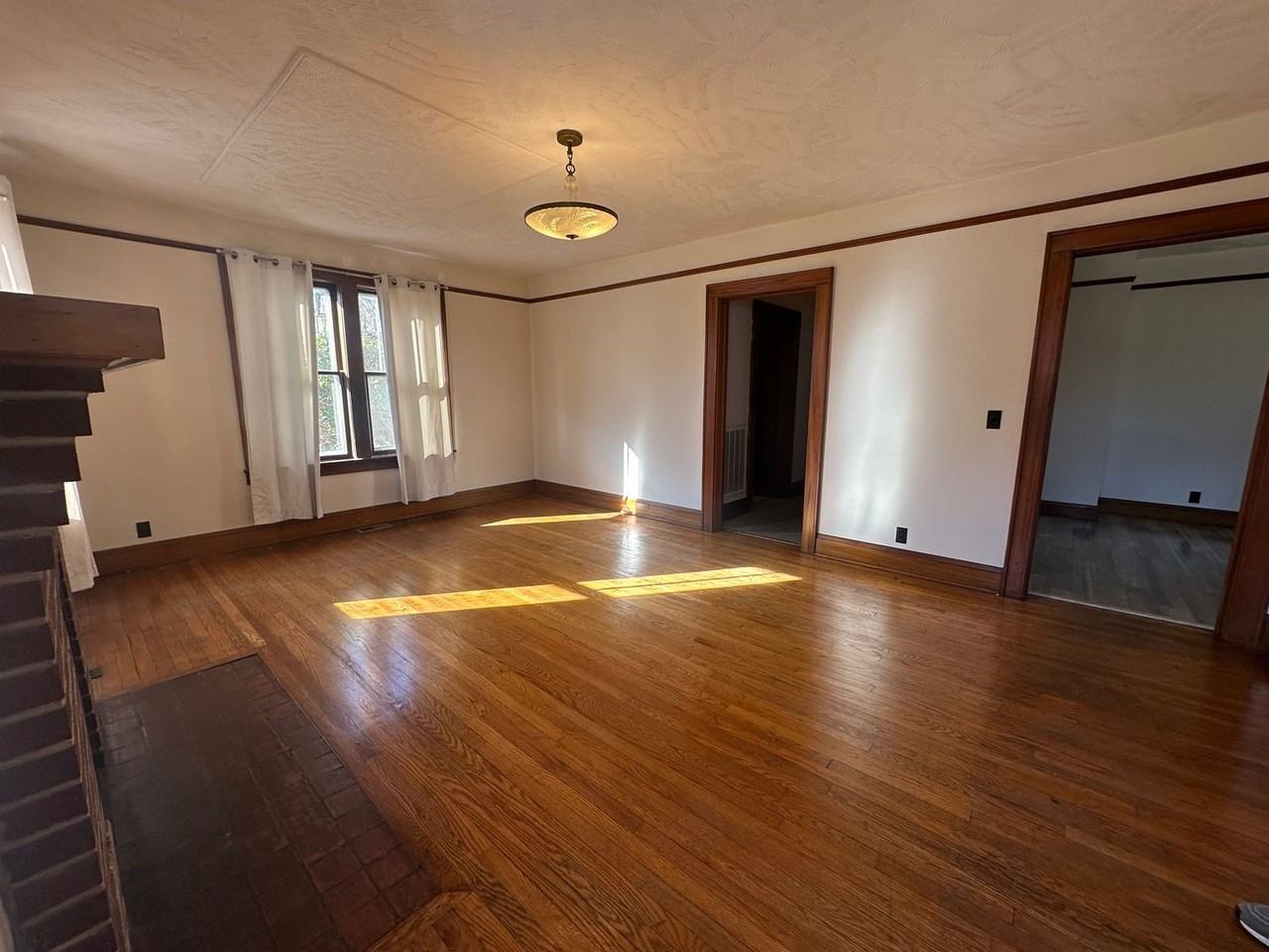 4333 Highway 126 - Photo 4 of 34