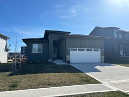 featured image of 454 S 91st St