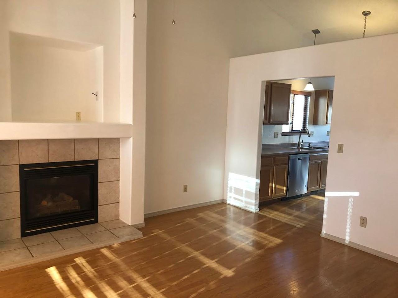 5941 Corinth Dr - Photo 3 of 27