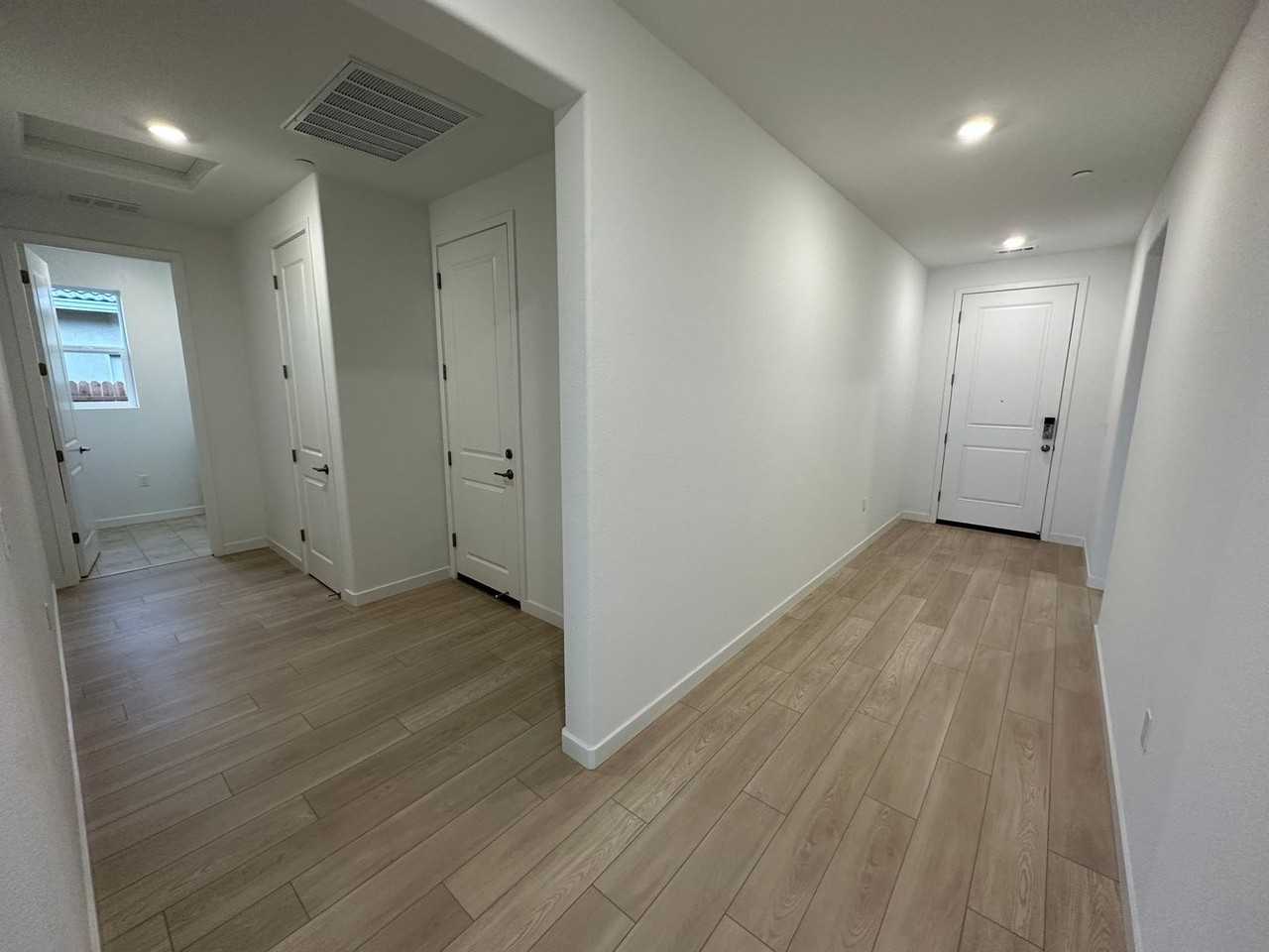 1715 Lacey Ave - Photo 3 of 22