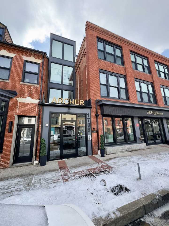 1709 Fleet St - Photo 2 of 16