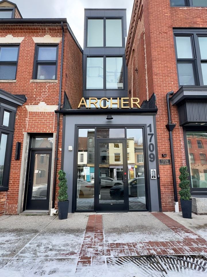 1709 Fleet St - Photo 4 of 16