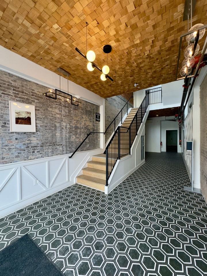 1709 Fleet St - Photo 5 of 16