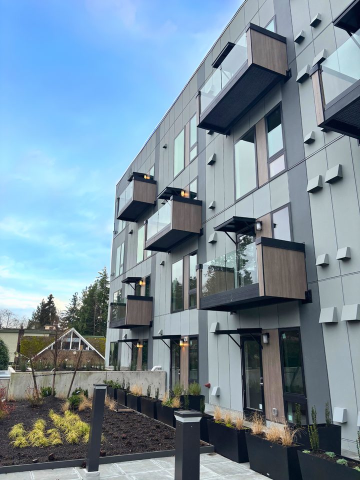 Viewland - Photo 2 of 42