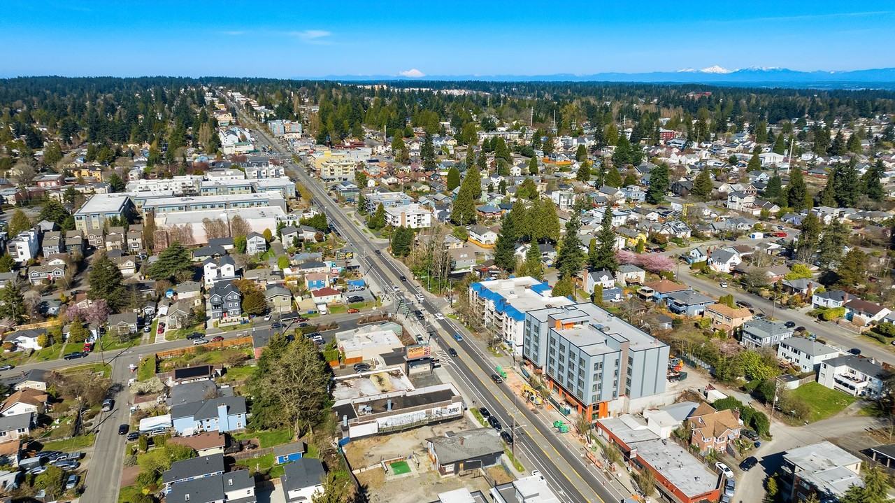 Viewland - Photo 5 of 42