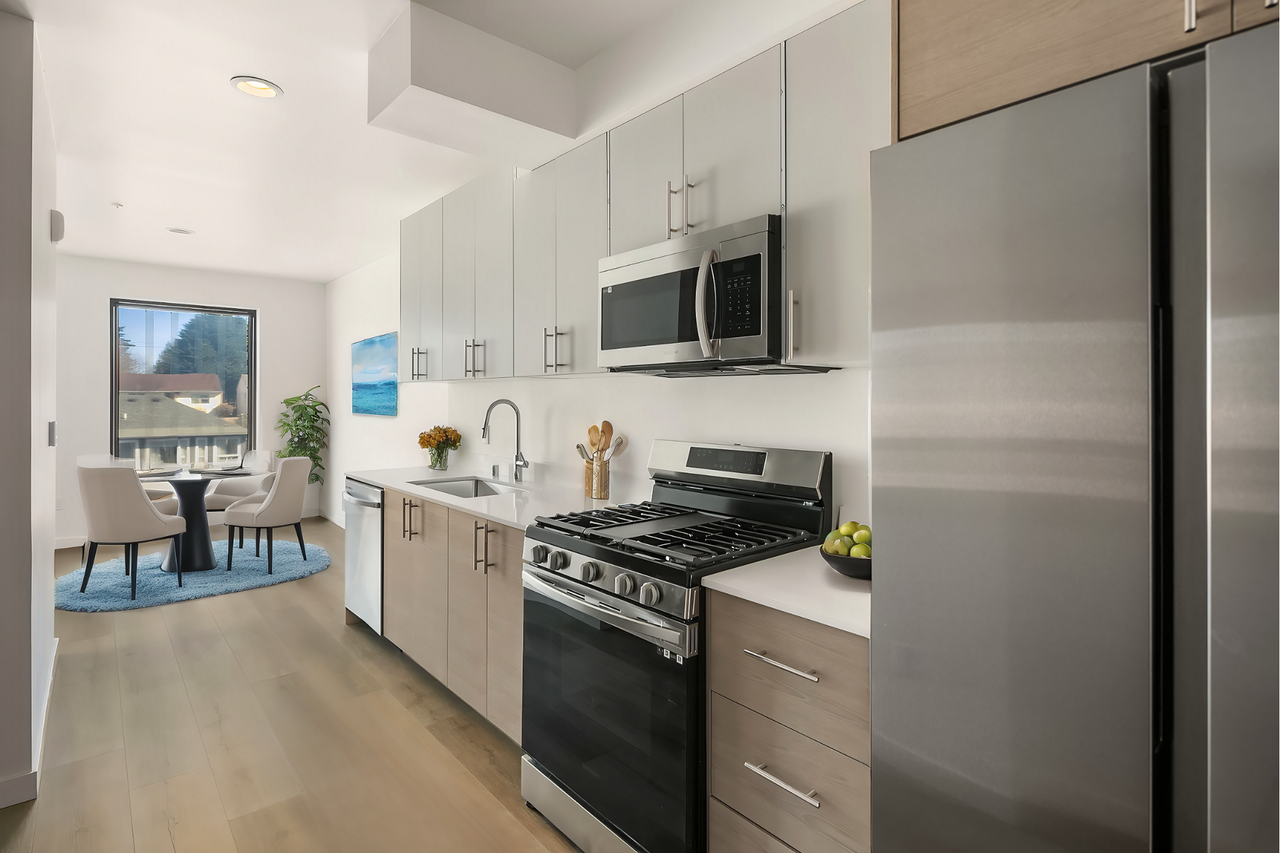 Viewland - Photo 7 of 42