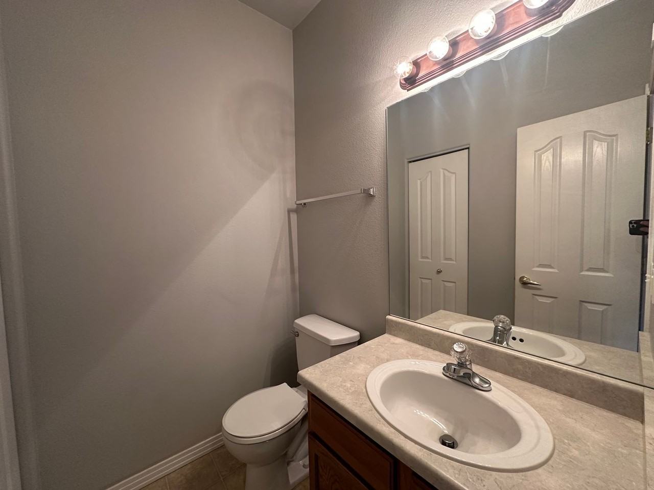 2225 Stepping Stones Way #D - Photo 6 of 19