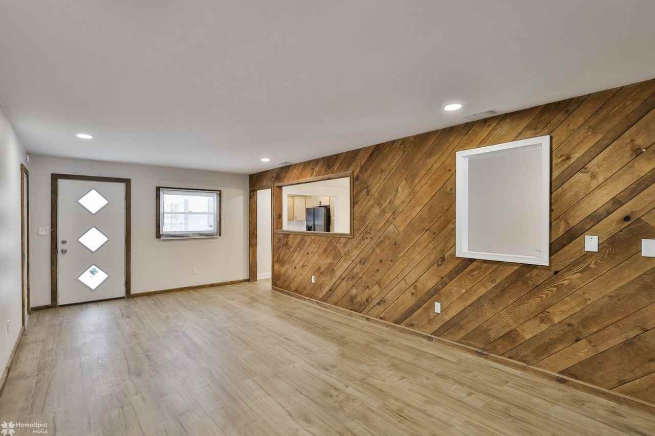 7718 Sweetwood Dr - Photo 7 of 50