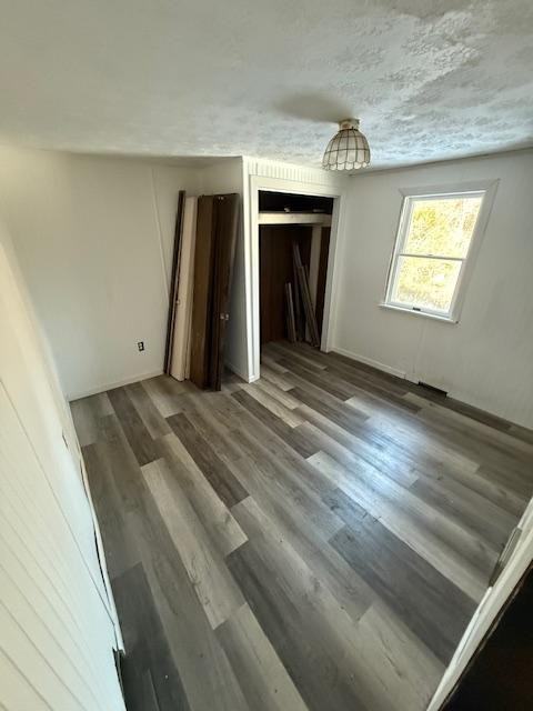 126 Lynwood Dr - Photo 3 of 26