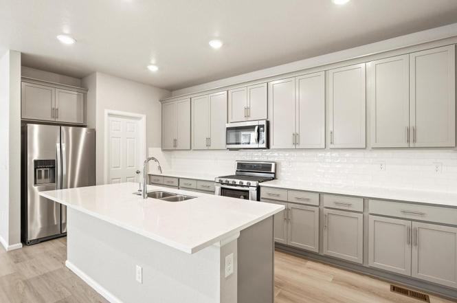 243 Beetle Ln - Photo 3 of 15