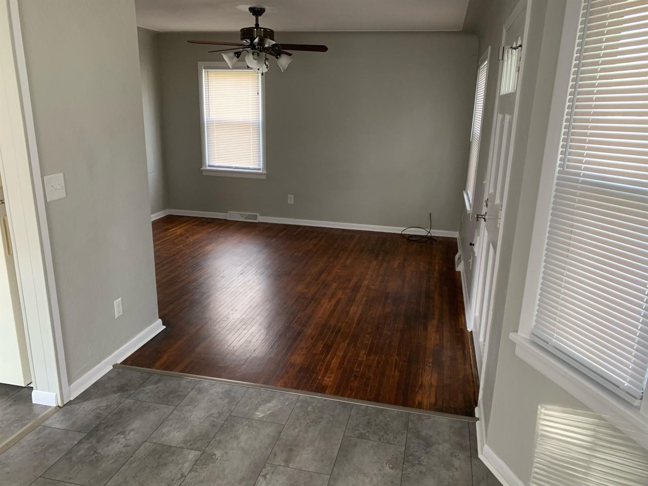 4614 S Detroit Ave - Photo 3 of 17