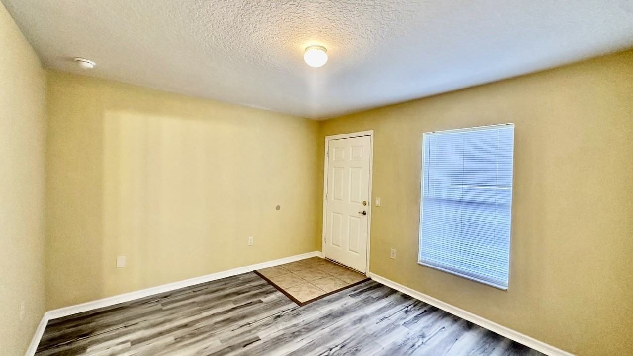 131 Melissa Pl - Photo 5 of 13