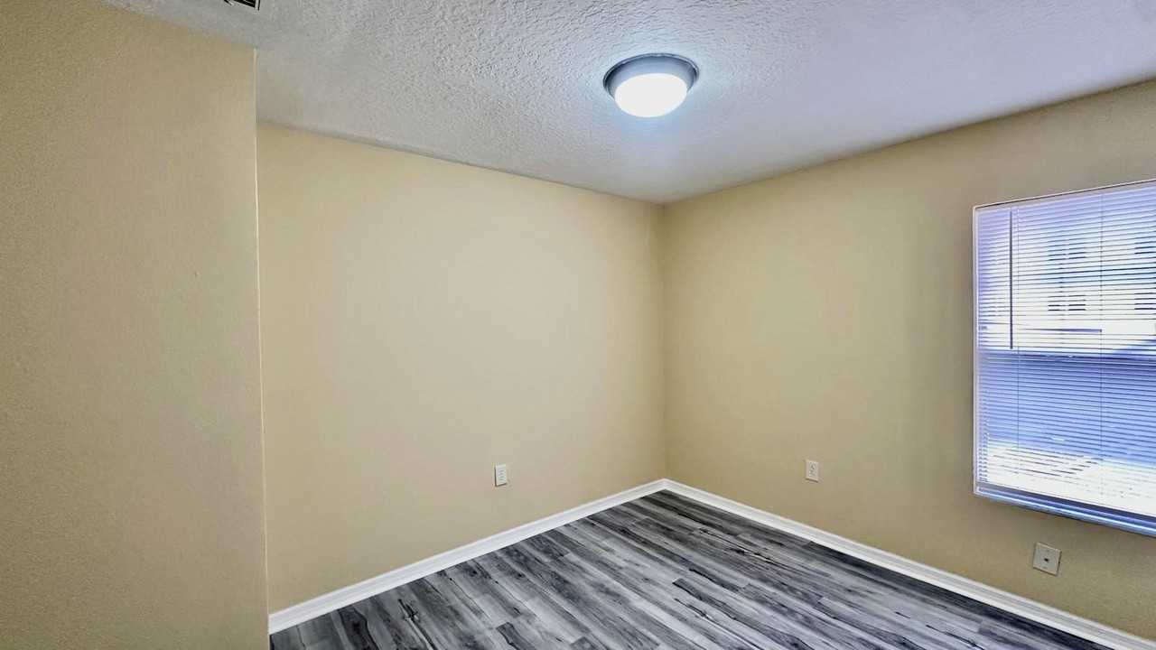 131 Melissa Pl - Photo 7 of 13