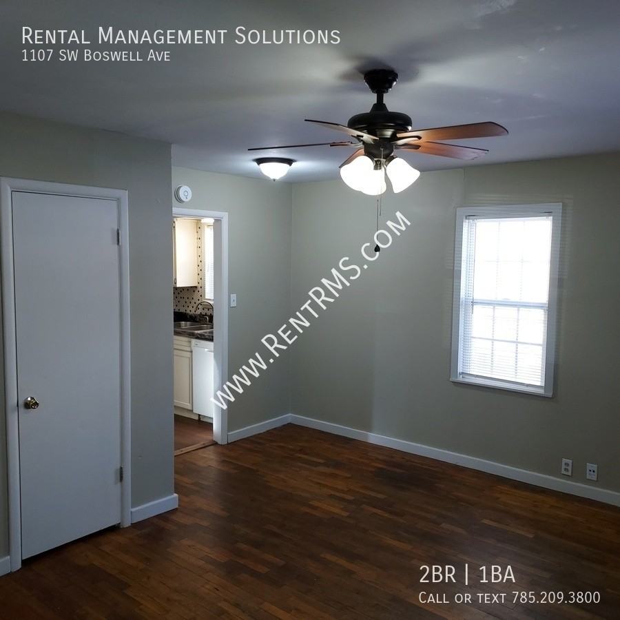 1107 Sw Boswell Ave - Photo 3 of 22