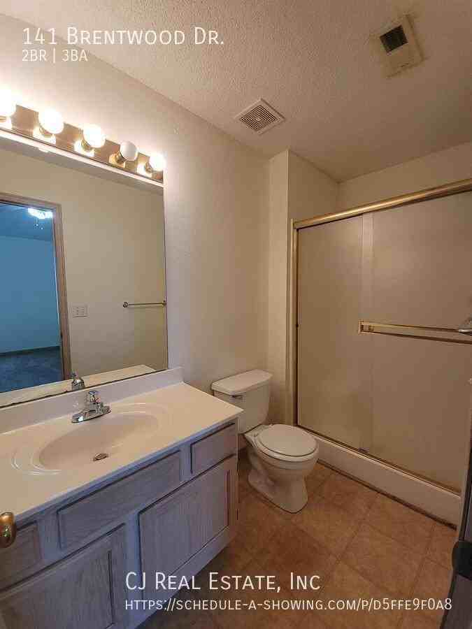 141 Brentwood Dr - Photo 6 of 9