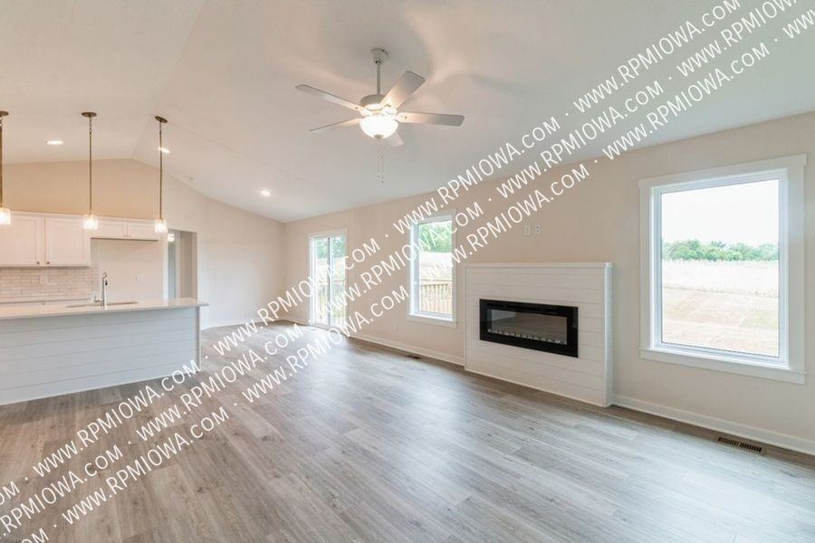 510 E Vista Lake Ave - Photo 3 of 16