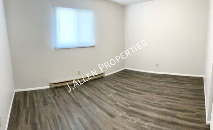 105 Gold Strike Dr #5 - Photo 3 of 3