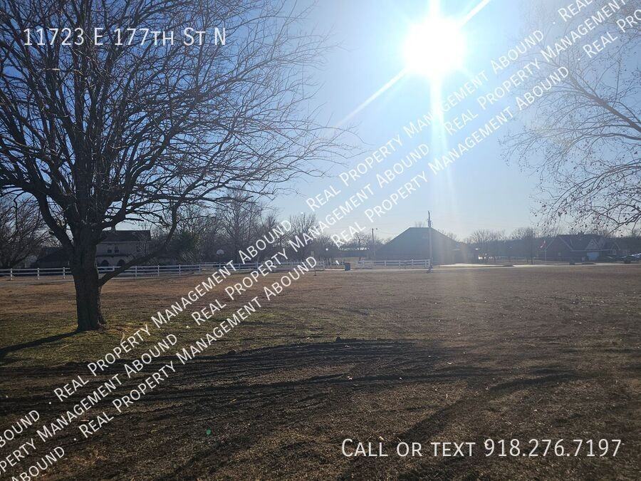 11723 E 177th St N - Photo 4 of 28