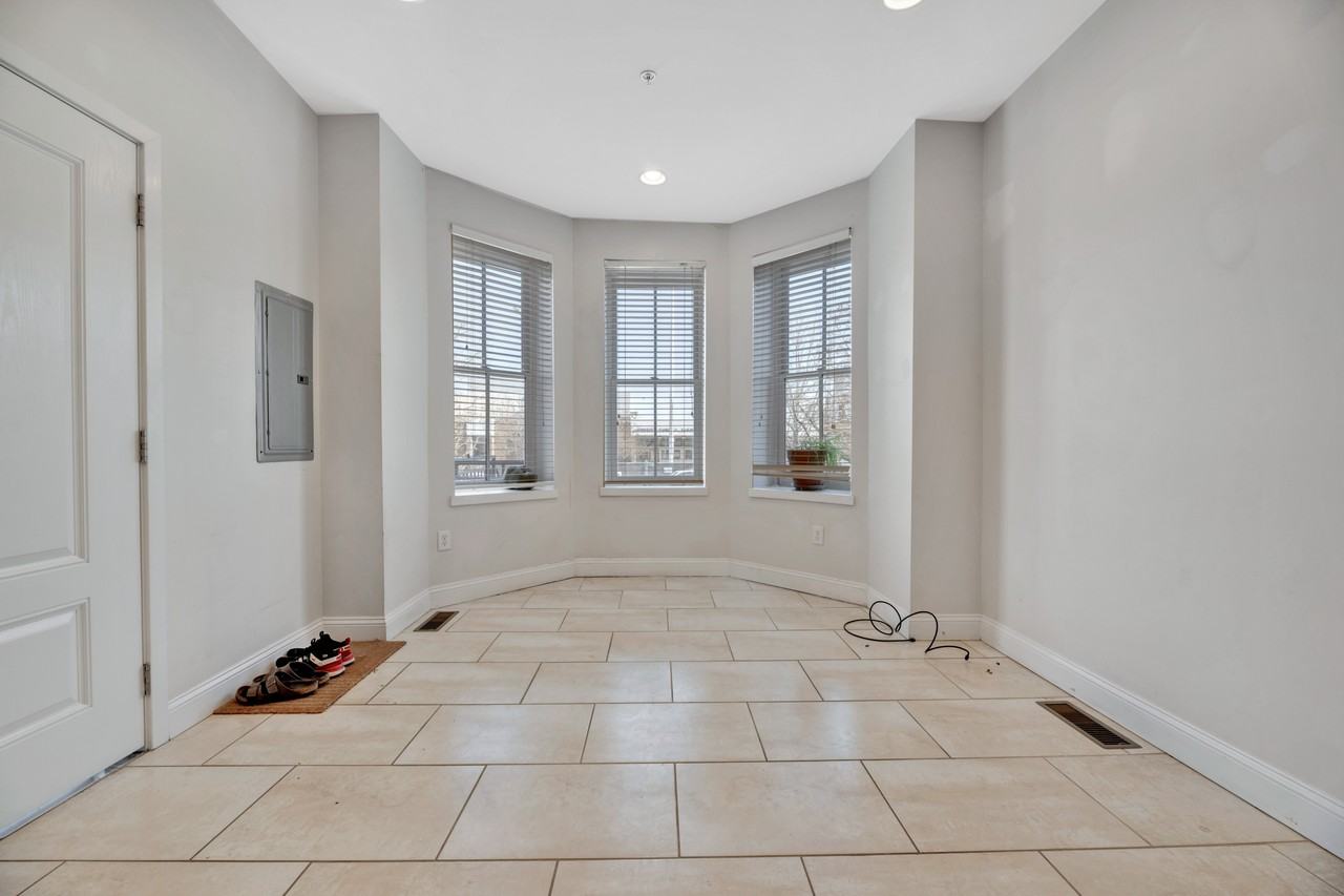 3118 13th St Nw #1 - Photo 7 of 16