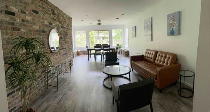 1840 Highland Ter - Photo 3 of 7