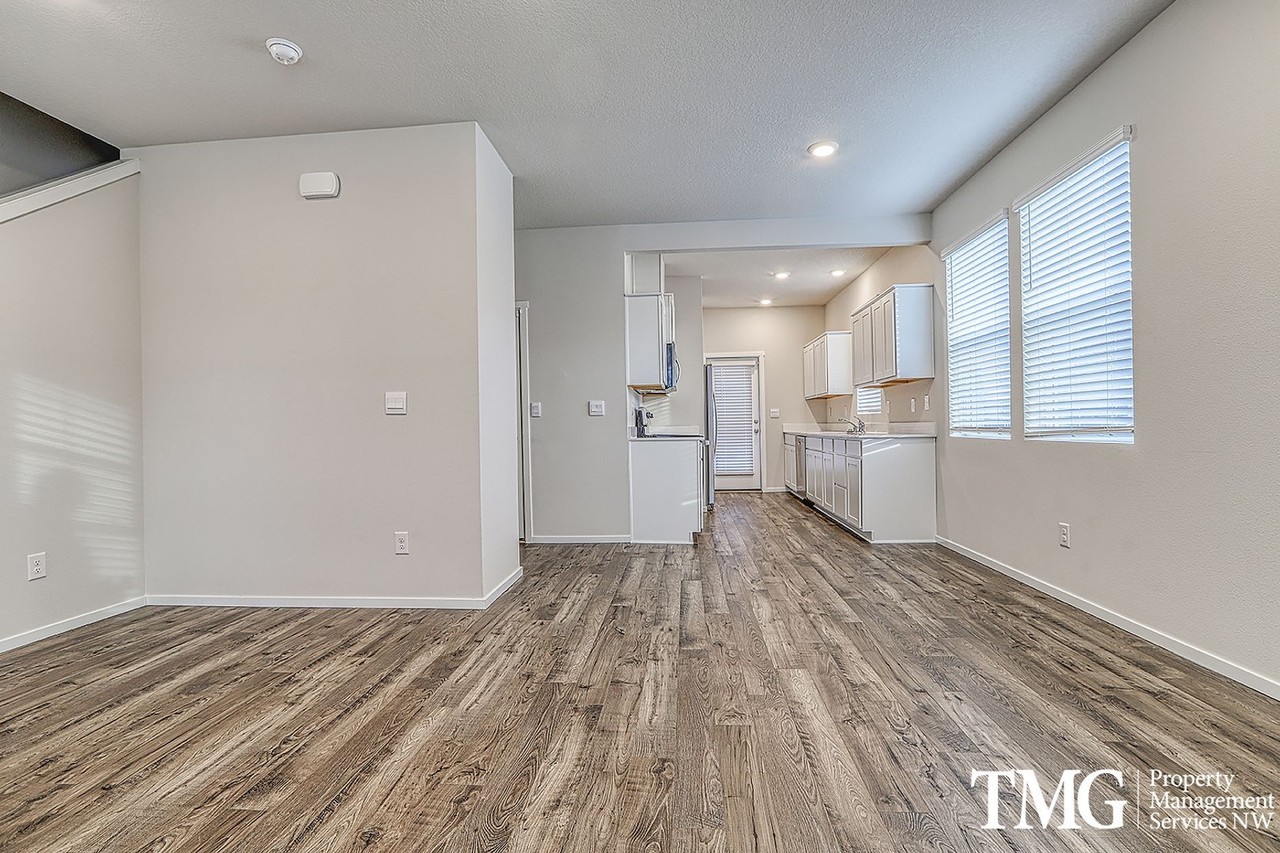 12612 Ne 115th Way - Photo 4 of 29