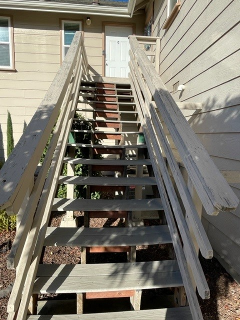 1107 Vine St #C - Photo 2 of 12