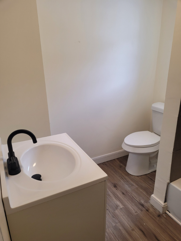 7441 Race St - Photo 3 of 8