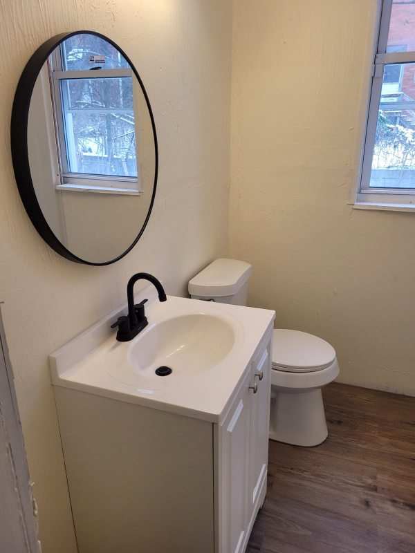 7213 Kedron St - Photo 2 of 13