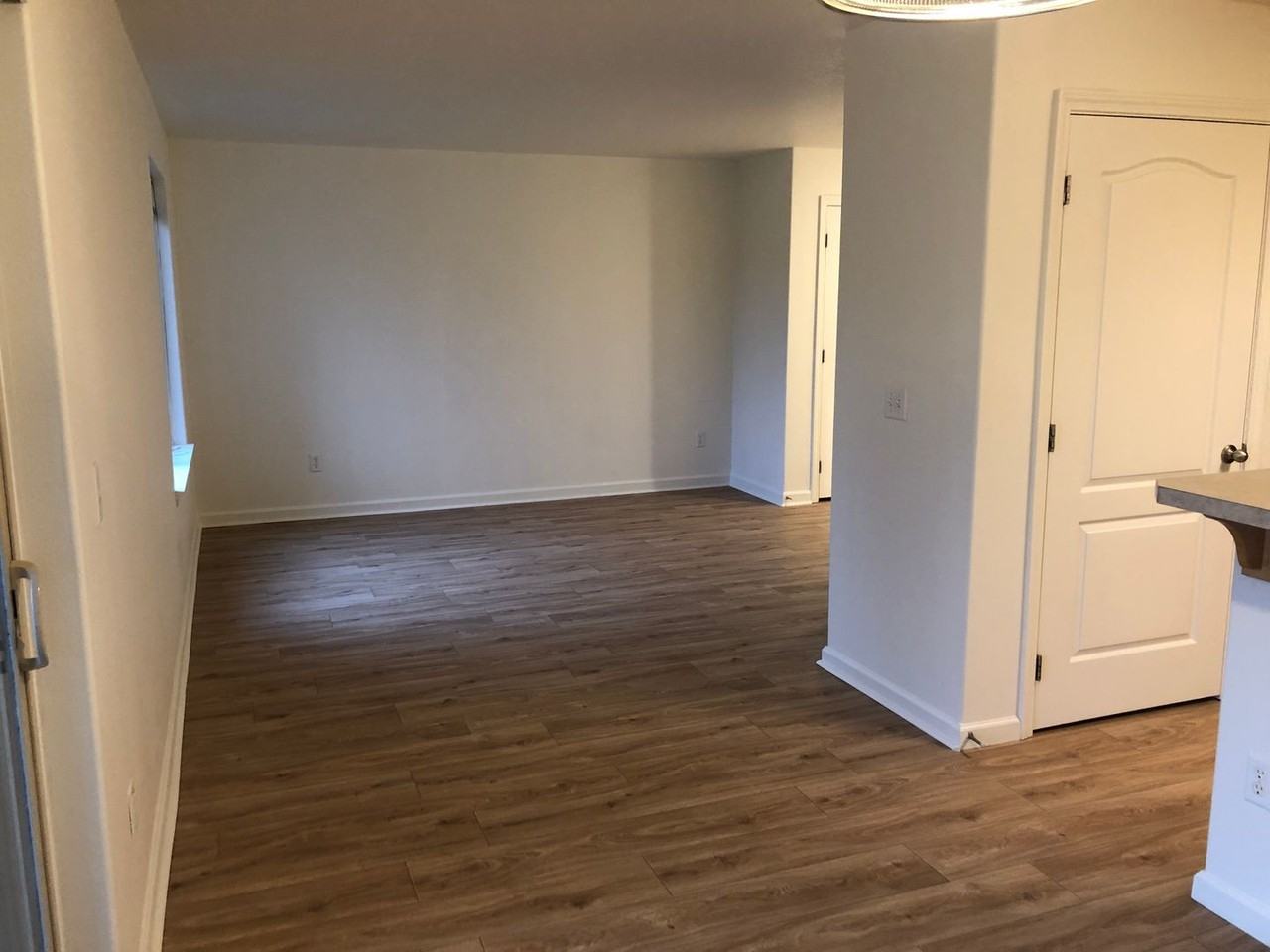 Falcon Ridge Apartments - Photo 4 of 29