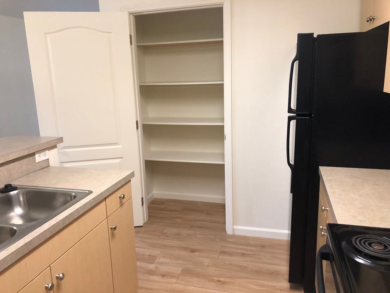 Falcon Ridge Apartments - Photo 7 of 29