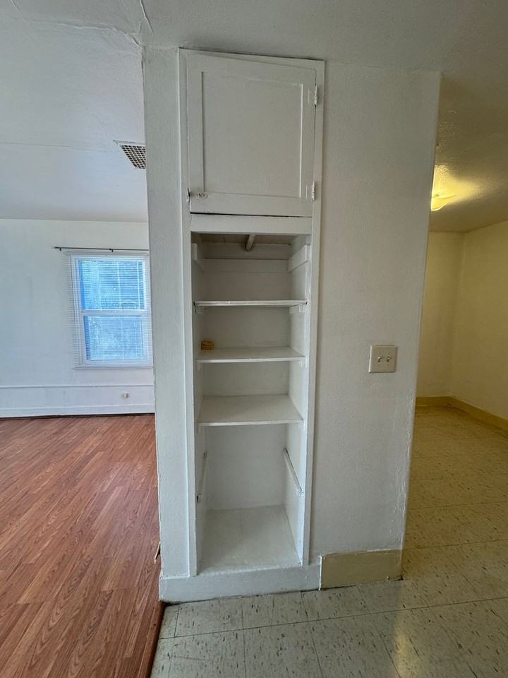 2045 Oregon Ave #1 - Photo 4 of 15