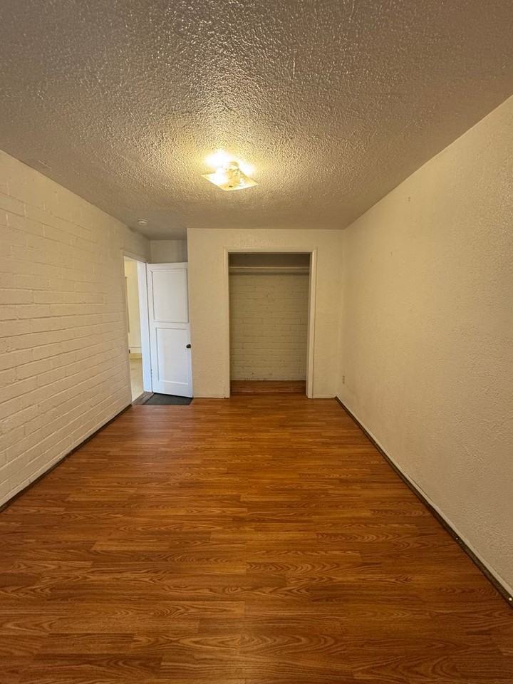 2045 Oregon Ave #1 - Photo 5 of 15