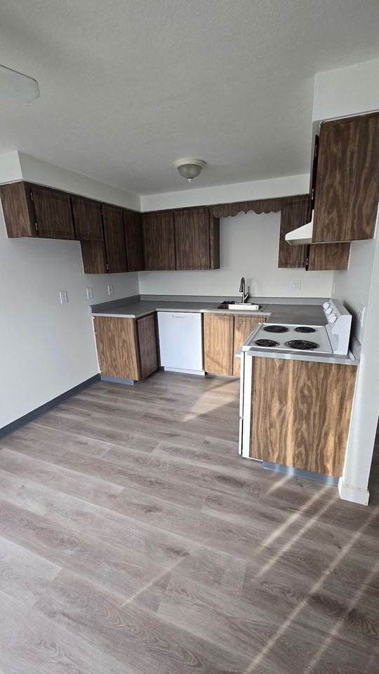 Brittany 4-Plex^ - Photo 6 of 9