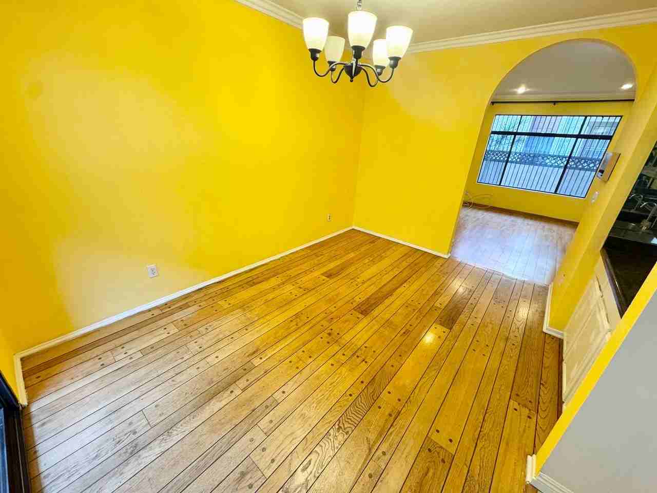 196 N Marguerita Ave - Photo 5 of 21