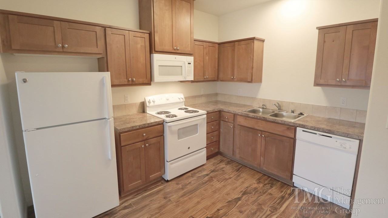 The Crossings Apartments (55+ Community) - Photo 3 of 50